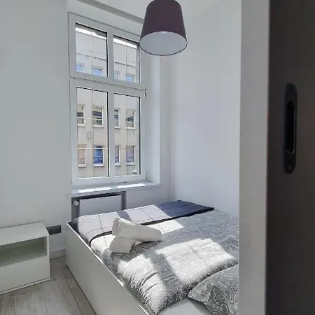 Stylowe Old Gallery, Zabrska 5 Hotel apartamentowy Katowice